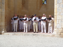 Déambulation-concert à l'abbaye de TRIZAY   17 juin 2018