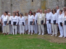 Déambulation-concert à l'abbaye de TRIZAY   17 juin 2018