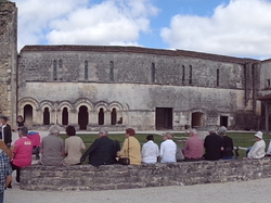 Déambulation-concert à l'abbaye de TRIZAY   17 juin 2018